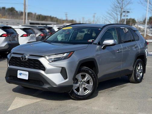 2022 Toyota RAV4 XLE