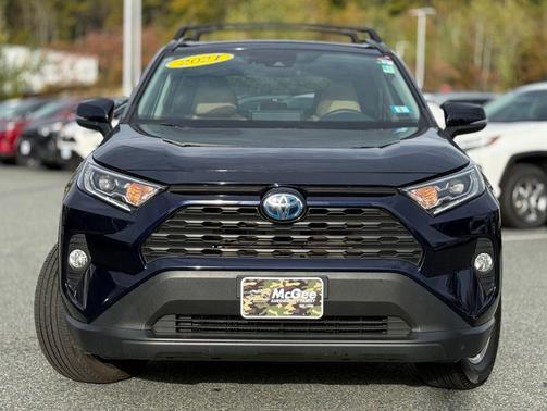 2021 Toyota RAV4 Hybrid XLE