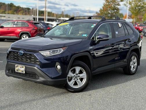 2021 Toyota RAV4 Hybrid XLE