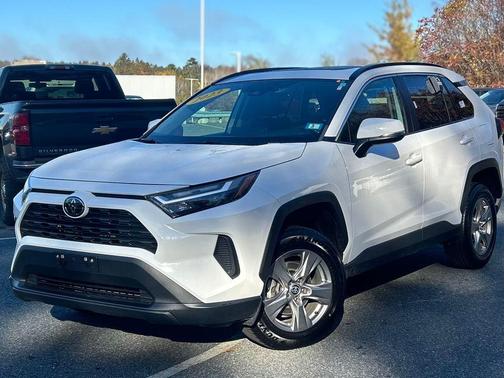 2023 Toyota RAV4 XLE