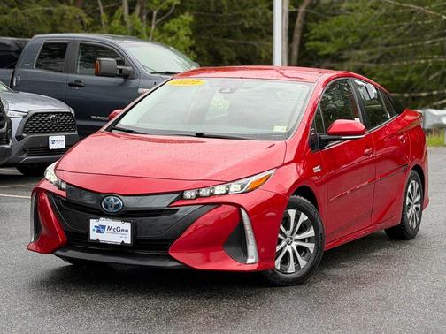 Supersonic Red 2021 Toyota Prius Prime LE