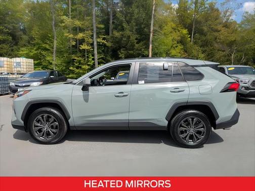 2022 Toyota RAV4 Hybrid XLE Premium