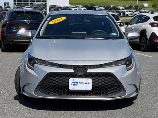 Classic Silver Metallic 2021 Toyota Corolla LE