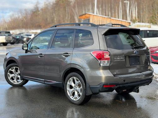 2018 Subaru Forester 2.5i Touring