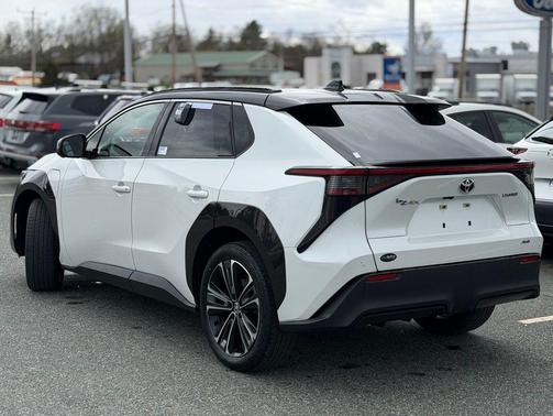 Wind Chill Pearl w/Black Roof 2023 Toyota bZ4X Limited