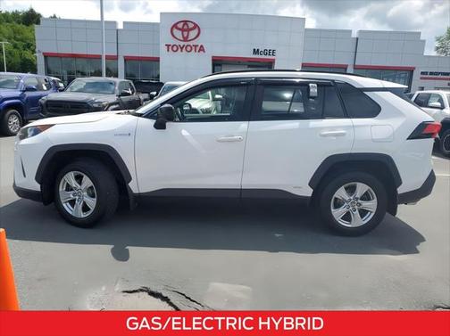 2020 Toyota RAV4 Hybrid LE