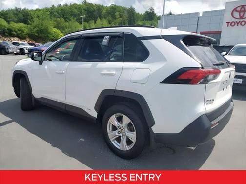 2020 Toyota RAV4 Hybrid LE