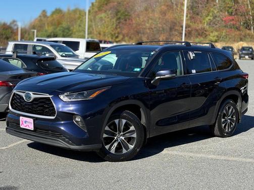 2021 Toyota Highlander Hybrid XLE