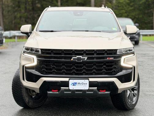 Empire Beige Metallic 2023 Chevrolet Suburban 4WD Z71