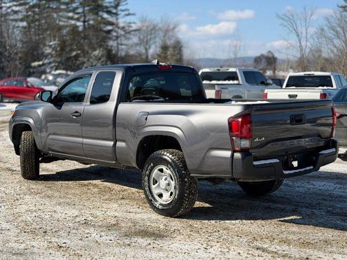 2022 Toyota Tacoma SR