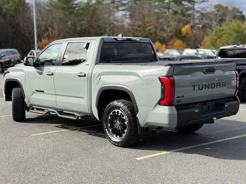 2024 Toyota Tundra SR5