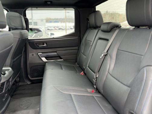 2024 Toyota Tundra Platinum