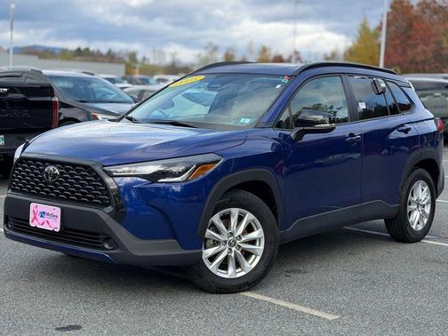 2025 Toyota Corolla Cross LE
