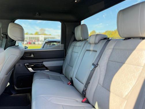 2025 Toyota Tundra Hybrid Limited