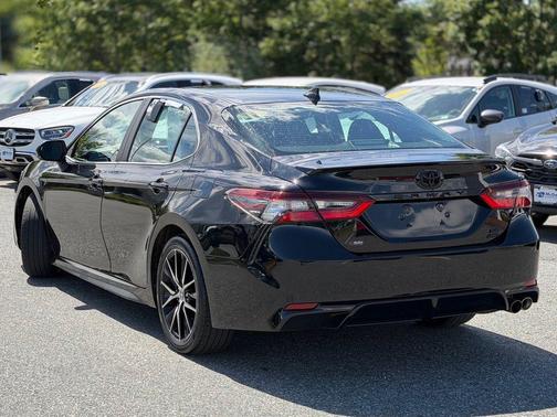 Midnight Black Metallic 2023 Toyota Camry SE