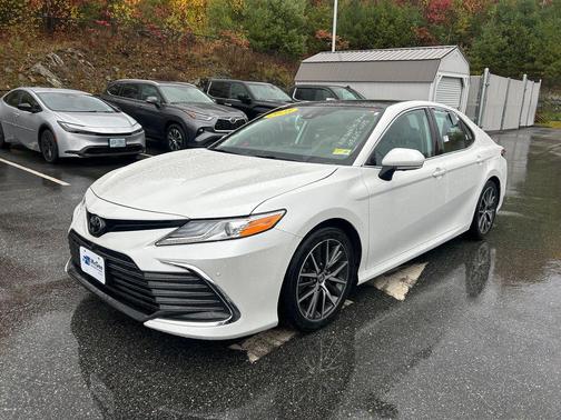 2023 Toyota Camry XLE
