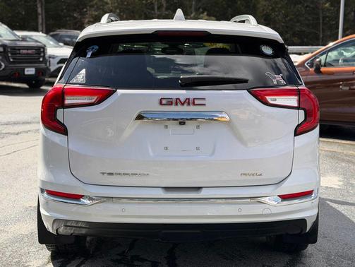 2022 GMC Terrain Denali