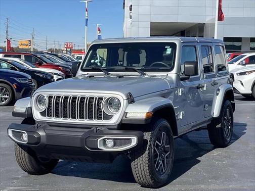 2024 Jeep Wrangler 4-Door Sahara 4x4