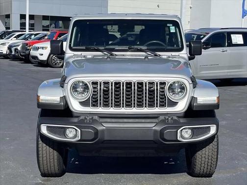 2024 Jeep Wrangler 4-Door Sahara 4x4