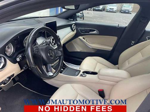 2015 Mercedes-Benz CLA-Class Base
