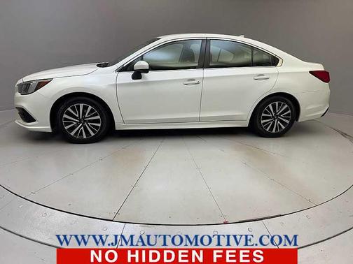 Crystal White Pearl 2018 Subaru Legacy Premium