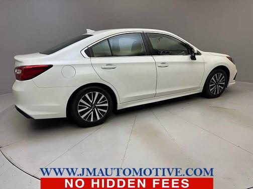 Crystal White Pearl 2018 Subaru Legacy Premium