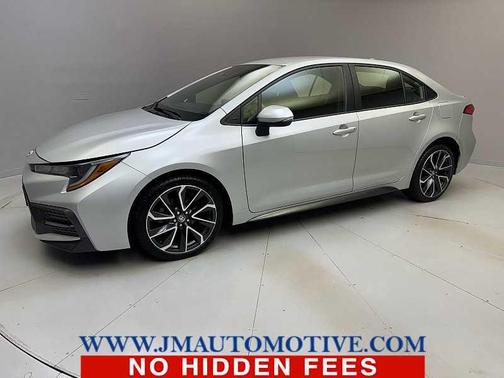 Classic Silver Metallic 2021 Toyota Corolla SE