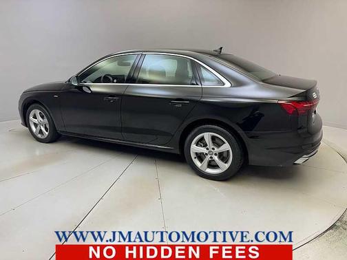 Mythos Black Metallic 2021 Audi A4 45 S line Premium