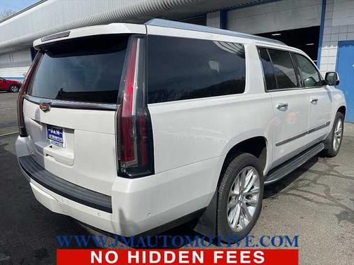 2019 Cadillac Escalade ESV Luxury