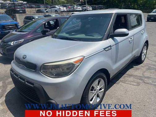 Bright Silver 2015 Kia Soul Base