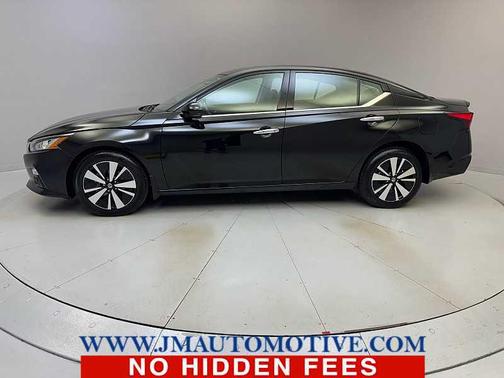 2022 Nissan Altima 2.5 SL