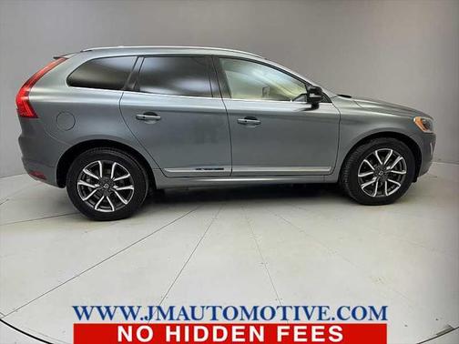 2017 Volvo XC60 T6 Dynamic
