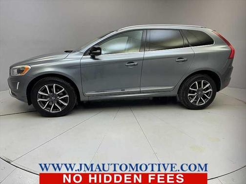 2017 Volvo XC60 T6 Dynamic