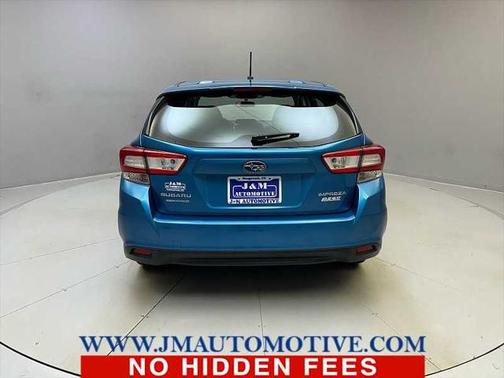 2017 Subaru Impreza 2.0i