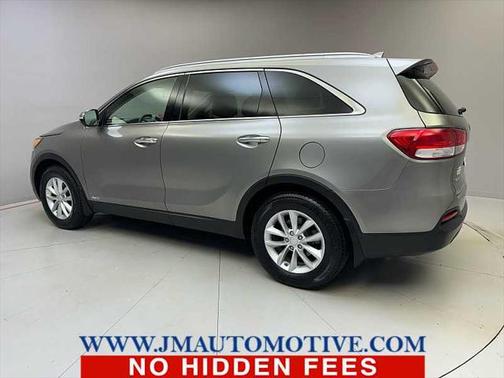 2018 Kia Sorento LX