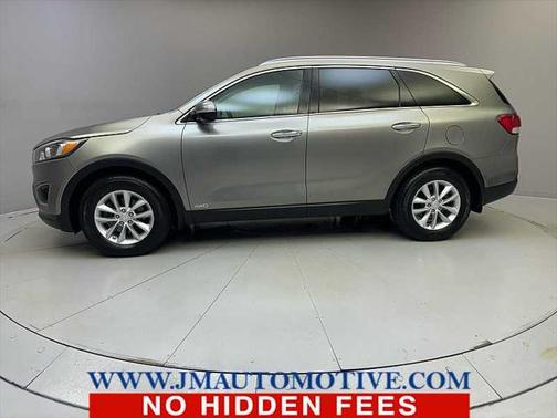 2018 Kia Sorento LX