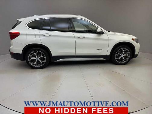 Mineral White Metallic 2018 BMW X1 xDrive28i
