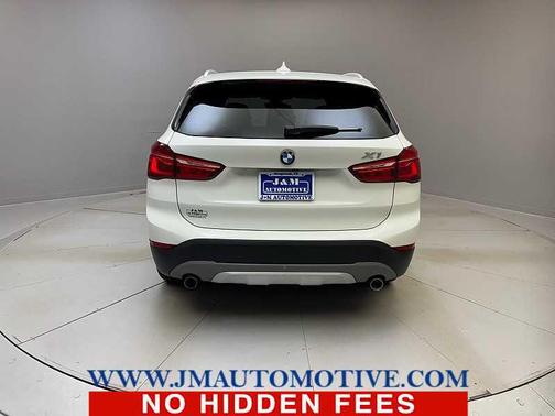 Mineral White Metallic 2018 BMW X1 xDrive28i