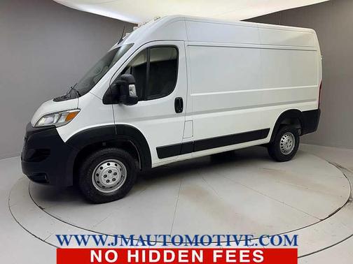 Bright White Clearcoat 2024 RAM ProMaster 2500 Tradesman