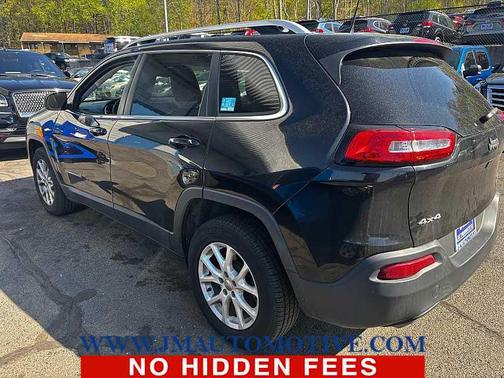 Diamond Black Crystal Pearlcoat 2018 Jeep Cherokee Latitude Plus