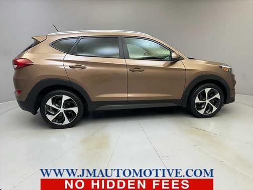 2016 Hyundai TUCSON Sport