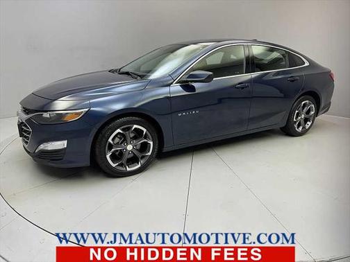 2022 Chevrolet Malibu FWD LT