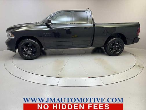 2017 RAM 1500 Night Quad Cab 4x4 6'4' Box