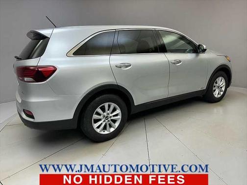 2020 Kia Sorento LX