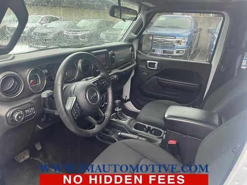 Bright White Clearcoat 2018 Jeep Wrangler Unlimited Sport