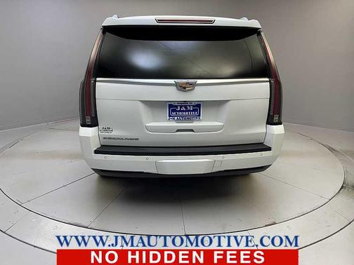 2017 Cadillac Escalade Base