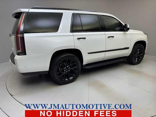 2017 Cadillac Escalade Base