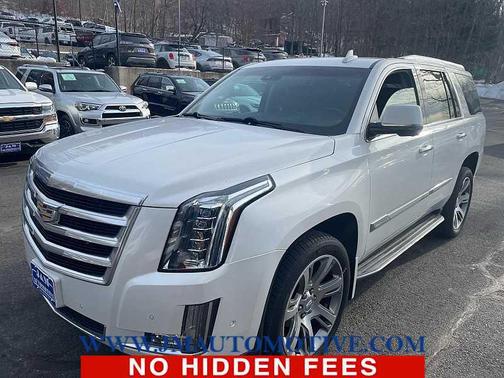 2017 Cadillac Escalade Luxury