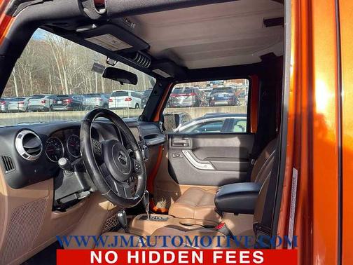 2011 Jeep Wrangler Unlimited Sahara