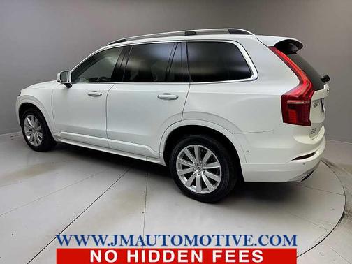 2019 Volvo XC90 T6 Momentum